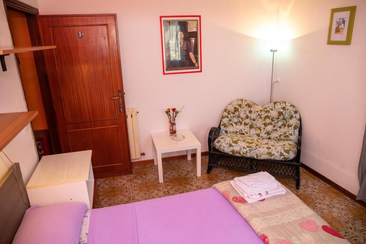 La Conca Apartment: A View On The Roman Aqueduct Perugia Bagian luar foto